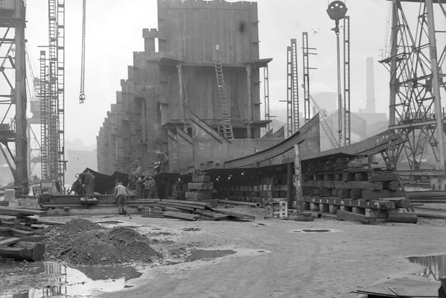 Laings Shipyard pictured 70 years ago.