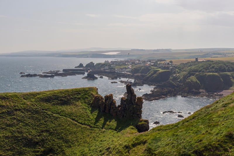Running between Dowlaw and St Abbs (also known as New Asgard to fans of superhero movies), this 10km section of the Berwickshire Coastal Path also takes in Fast Castle, the steep 500ft cliffs of Tun Law, the cove of Pettico Wick and St Abbs Lighthouse.