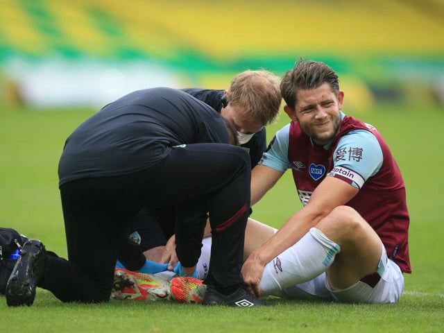 Burnley have rejected a £30million bid from Leicester City for centre-back James Tarkowski. The 27-year-old England international has already been the subject of three bids from West Ham United. (BBC)