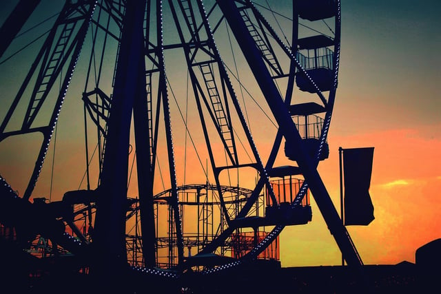 A stunning evening sunset image of The Solent Wheel at Clarence Pier, Southsea taken by Johnny Black.
