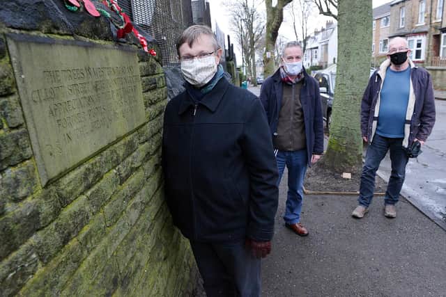Crookes Western Road memorial. Reuben Fowles, Arthur Baker and Alan Storey campaigning for a memorial plaque to people from the area who died in WWI to be repaired by Sheffield Council.
