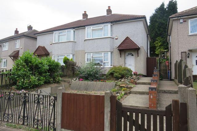 This two bedroom house has been viewed  1185 times in last 30 days. Marketed by Burchell Edwards.
