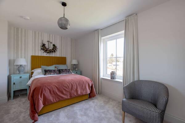 Second bedroom.