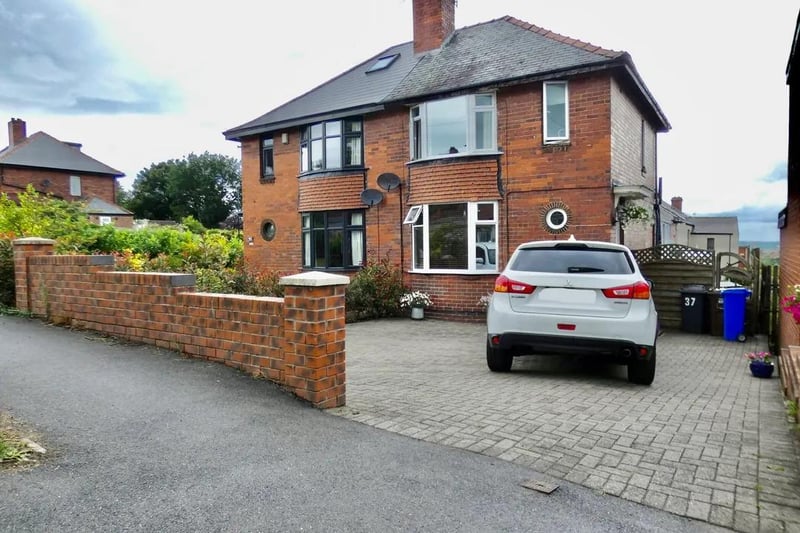 This 3 bed semi-detached house in Lees Hall Avenue, Meersbrook, is described as well presented and in a sought after area. https://www.zoopla.co.uk/for-sale/details/59095016/