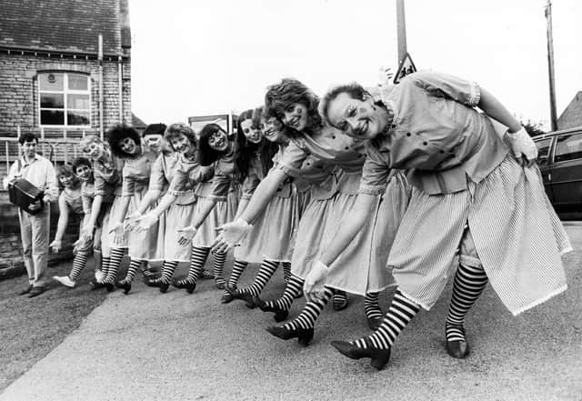 Members of the Lizzie Dripping Dance Team at the Community Centre, Walkley in 1989