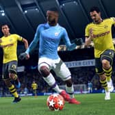 The Weekend League's top performers can earn packs via Fut Champs Rewards every week (EA Sports)
