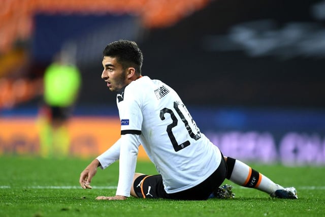Liverpool, Manchester City and Manchester United have all enquired about the availability of Valencia winger Ferran Torres, who has a £92m release clause. (Goal)