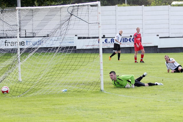 Eastwood beat Kidsgrove 4-0 in the first qualifying round, Richard Dunning seen here scoring.