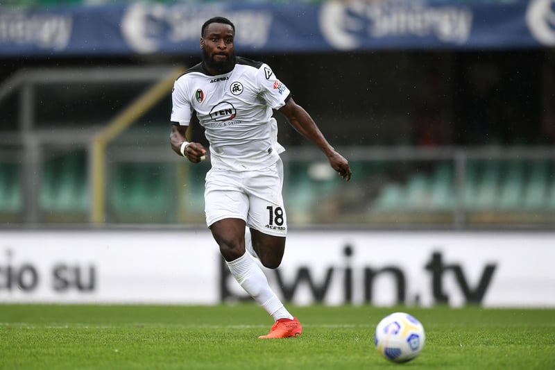 According to Spezia striker M’Bala Nzola’s agent, the 25-year-old rejected a move to Nottingham Forest this summer. Fulham and West Brom were also reportedly keen on the forward. (Football League World)