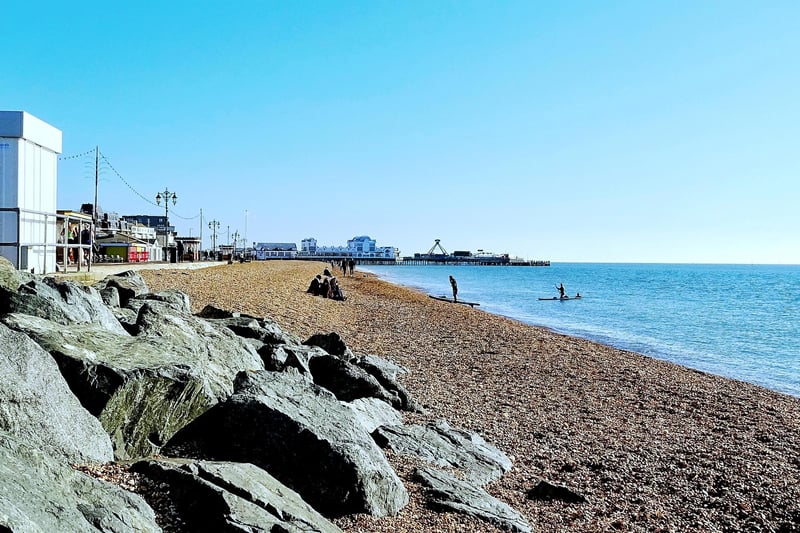 Many student's choose Portsmouth University due to the glorious sea front. It's the perfect place to catch a sun tan in the summer, or go for a stroll mid-exam season. The beach is also a perfect student hangout due to the arcades and Treasure Island mini golf on Clarence Pier.