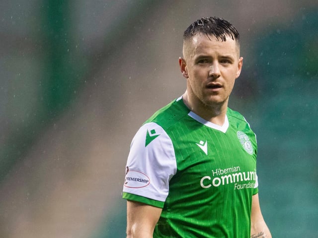 Former Celtic striker Marc McNulty has reportedly been arrested over allegations of match fixing. The police are believed to be probing bets on yellow cards. (Scottish Sun)