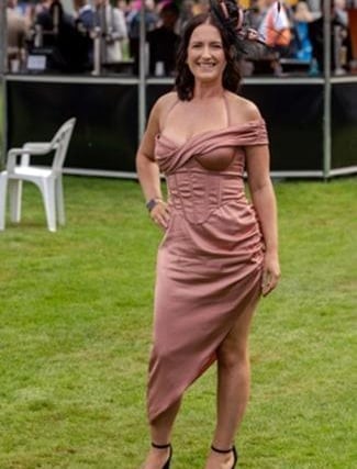 Another of the stunning outfits on display at the 2023 St Leger Festival at Doncaster Racecourse
