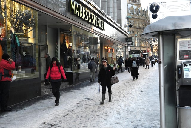 Sheffield's major shopping street Fargate waiting to be cleared 48hours after the heavy snow. Picture taken December 3, 2010
