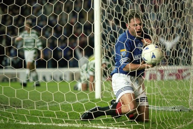 Whose goal-scoring record did Ally McCoist break to become the all-time leading scorer at Rangers?