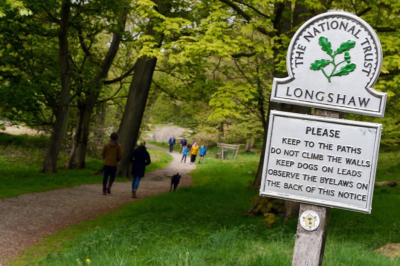 Longshaw Estate Burbage Brook Trail is a 2.1 mile loop. This is a family friendly trail is popular with families all year round. At just about two miles, this is a great trail in nature that is accessible for all. Please note that there are a few rocky and muddy points along the trail. Note that there is a small parking fee in the main lot. At the Longshaw Estate, you will also find a lovely cafe serving food and drinks all year round. 