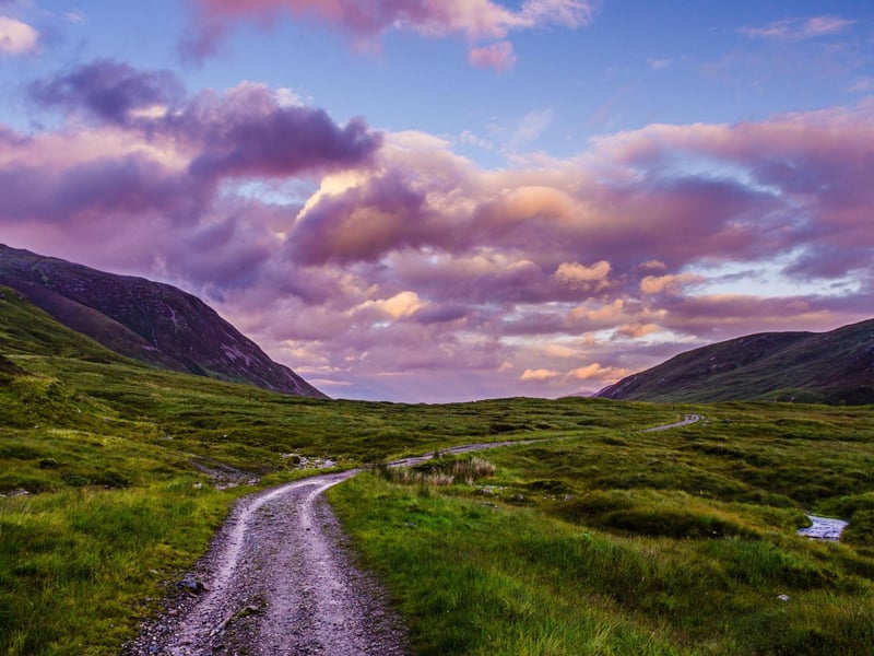 The ultimate in Scottish walks is a 96 mile epic from Milngavie to Fort William and can be broken up into more manageable chunks for those who don't have the time or the energy to take on the full route. Whether you're just experiencing a taster of the route from Milngavie to Mugdock Country Park, or taking on the challenging seven mile stretch from Inverarnan to Tyndrum, you're guaranteed great scenery every step of the way.