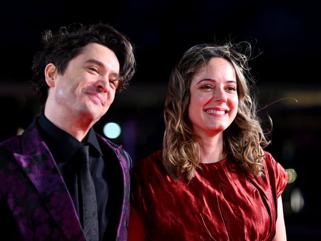 Alexander Vlahos (Allan Christie) and Julia Huard attend the Outlander Season 6 premiere.