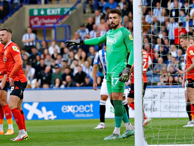 Luton Town face competition from Championship rivals Preston North End for Hull City keeper Matt Ingram. He’s previously played for QPR. (Football Insider)