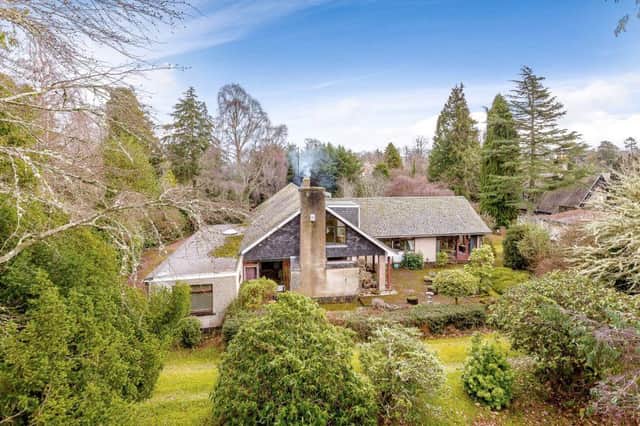 Built in 1959, Killiganoon is a substantial home set in an acre of grounds within a conservation area at the heart of Inverness