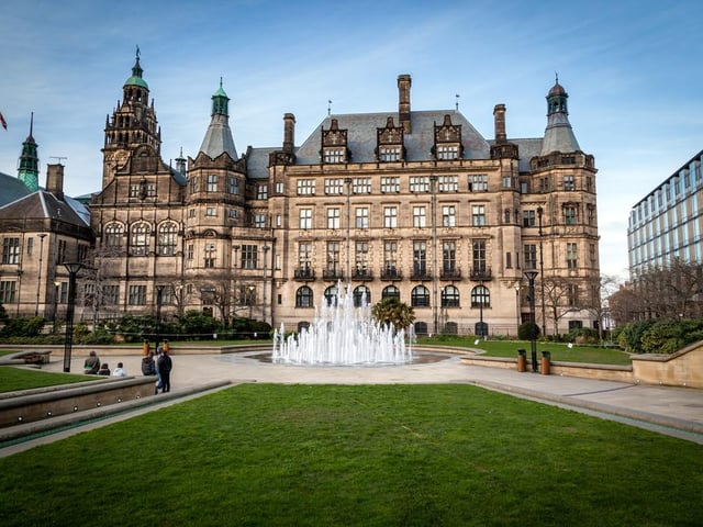 Next is Sheffield - with an average cost of living working out at £570.99, 1,161 restaurants and 8.94 crimes per 1,000 people, Sheffield was awarded an overall score of 6.4