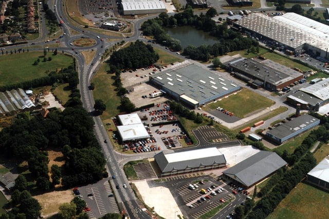 Aerial view of Thorne Road, Doncaster retail sceme, a joint venture by Shepherd Developments and Bayford Developments Ltd - picture taken in 2000