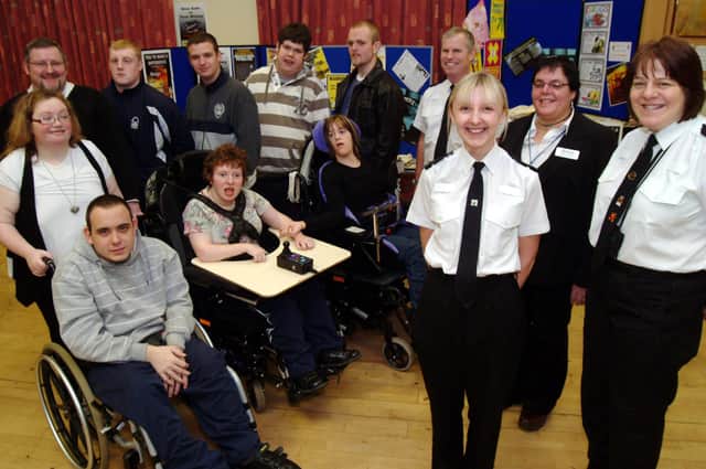 Students from Portland College took part in "10 to Make A Difference", a six-day training course run by Nottinghamshire Police to equip disabled learners with skills for living independently. The course covered personal and financial safety and problem solving. 
Students who took part are pictured with police trainers, from right; DARE Officer Vicky Buckberry, Sharon Khera, project manager, Becky Evans and Martin Tristram, youth issue officers.
