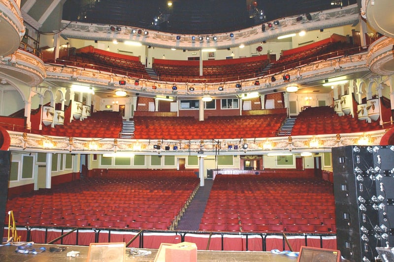 The Sunderland Empire theatre was pictured just before its last show before it underwent refurbishment - but in which year?