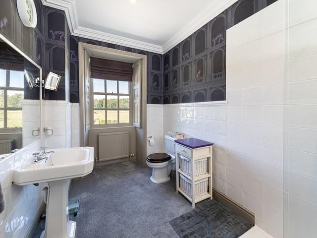 En-suite shower room.