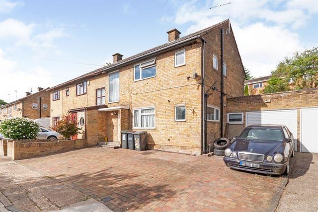 This three bedroom semi is found in the Vauxhall Park area of Stopsley and boasts a large driveway for several vehicles, three bedrooms, one bathroom and a large patioed garden. 260,000 GBP