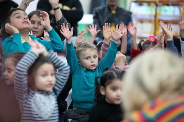 Hands up if you like the music