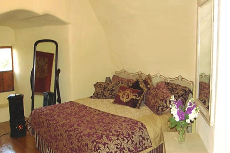 The bedroom has an impressive and comfy seven foot wide emperor bed.