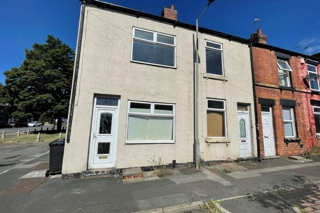 This property is located in Mexborough and is another buy to rent project. This property currently has six beds, with potential for even more, and is expected to bring in £33,000 per annum when completed. If you would like it for yourself, the auction house is projecting an additional £15,000 will be needed to get it back in shape.