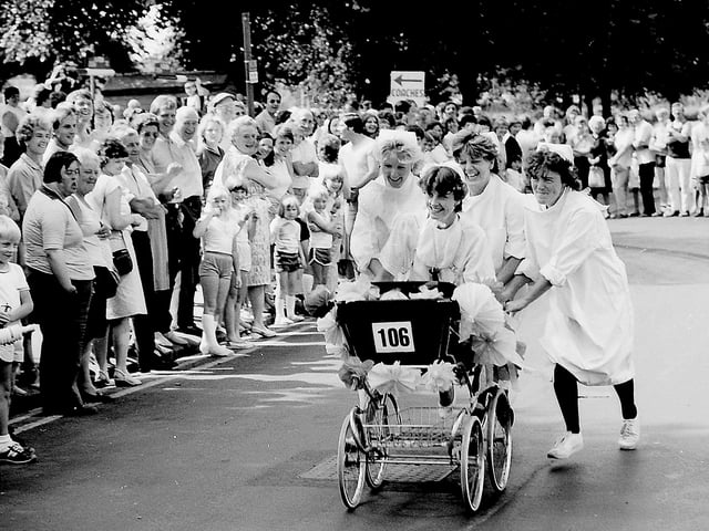 Hawick pram race, August 1984.