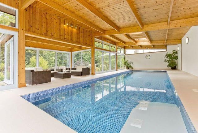 Charleton Estate itself comes with four double bedrooms and the detached annex houses an indoor swimming pool, triple garage and a one bed self contained apartment. Available for offers over 799,000 GBP