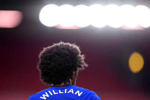 Willian has agreed a three-year contract worth £100,000 per week at Arsenal, which will be officially announced this month. (ESPN)