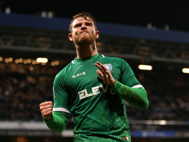 The striker has turned down a contract extension at Hillsborough. Winnall hit the 20-goal mark twice in League One earlier in his career.
