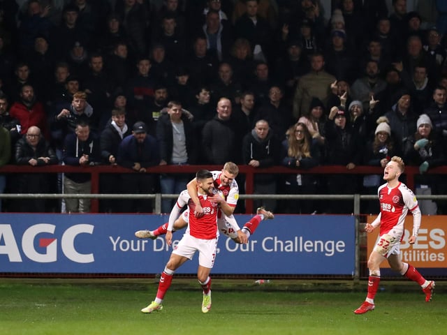Wins: 3
Draws: 2 (-3)
Losses: 10 (+3)
xG for: 18.3 (-7.7), xG against: 23.9 (-3.1)
(Photo by Lewis Storey/Getty Images)