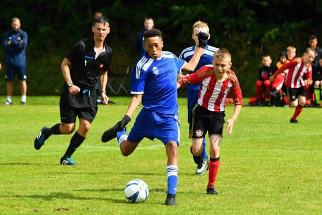 Jebbison in action for ANB Futbol against Sunderland at the 2017 Youdan Trophy, held in Sheffield - he played against ANB a year later in the same competition after joining United (ANB Futbol)