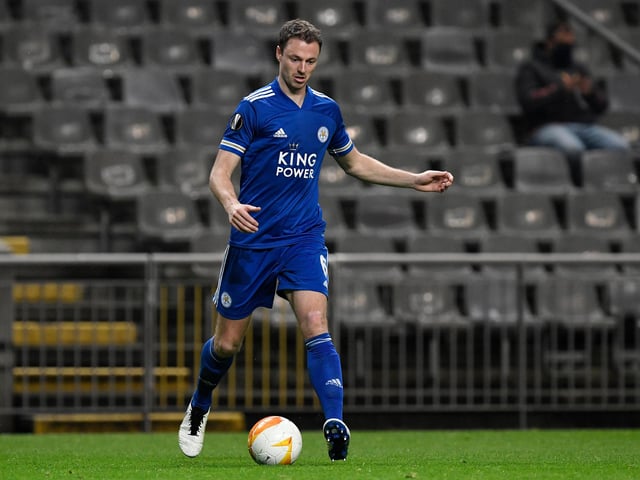 Manchester United are watching Jonny Evans' contract situation at Leicester and could make a move to bring former defender back to Old Trafford.(Sun on Sunday)