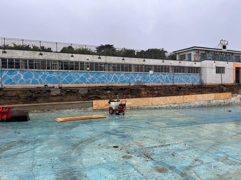 The Portsmouth City Council has issued an update on the Hilsea Lido which is undergoing a multi-million pound regeneration.