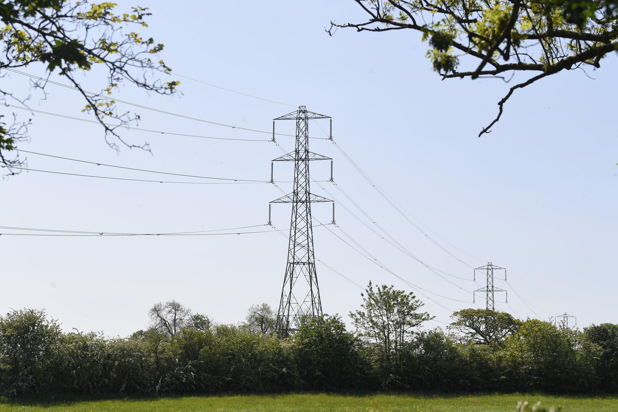 Over 100 Sheffield homes hit with 7 hour power cut - latest on estimated repair time