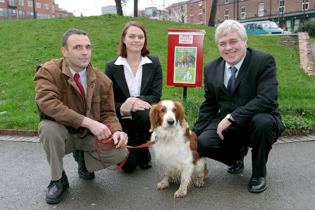 Vet Mark Hallam from The Hallam Veterinary Centre, Bayer rep Kirsty Sanders and Councillor Harry Harpham, along with local dog Pepper, celebrate making Sheffield a cleaner and safer place in 2004