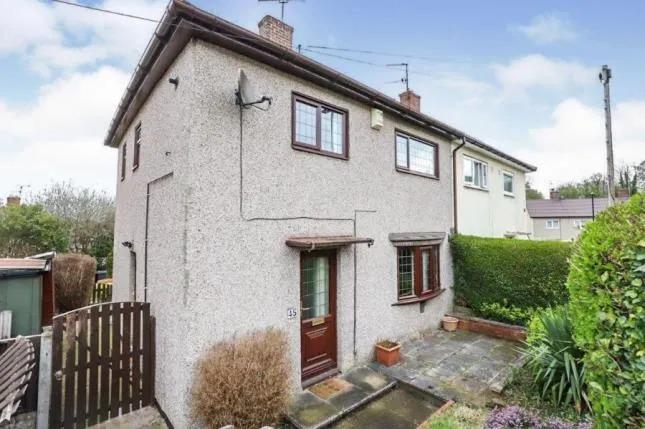 With a guide price of £70,000, this 3 bed semi-detached house in New Cross Drive, Woodhouse, is for sale to cash offers only.