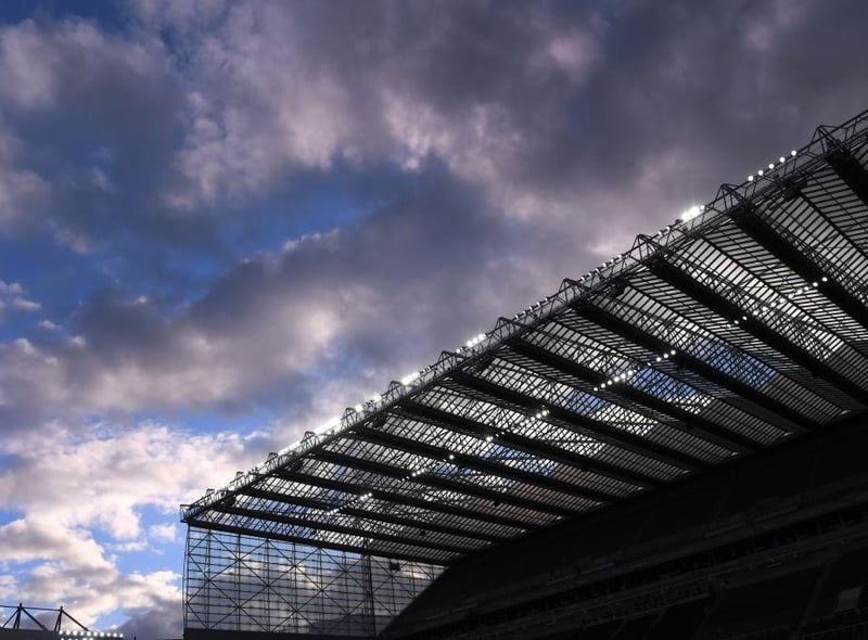 The newly-extended St James Park brought an increase in income as the new-look Leazes and Milburn Stands took the capacity over 52,000 and helped Newcastle climb to 14th place.