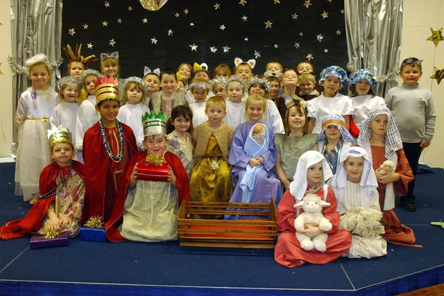 Who remembers the Hedworthfield Primary School Nativity from 2008? It was called Mend A Manger.