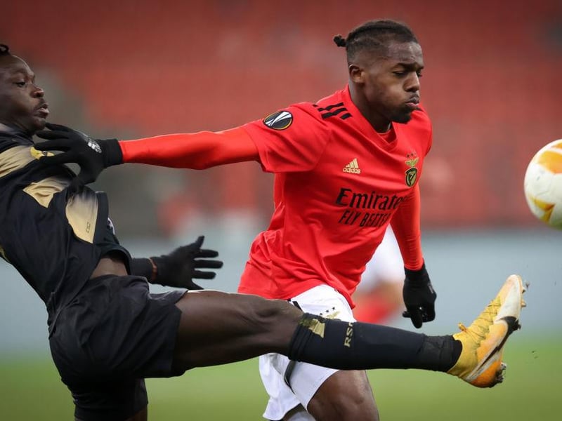Benfica are willing to sell Nuno Tavares for a cut-price £6 million with Newcastle United and Burnley hoping to take the Portugal U21 international to the Premier League. (Gazzetta dello Sport)
(Photo by VIRGINIE LEFOUR/BELGA/AFP via Getty Images)
