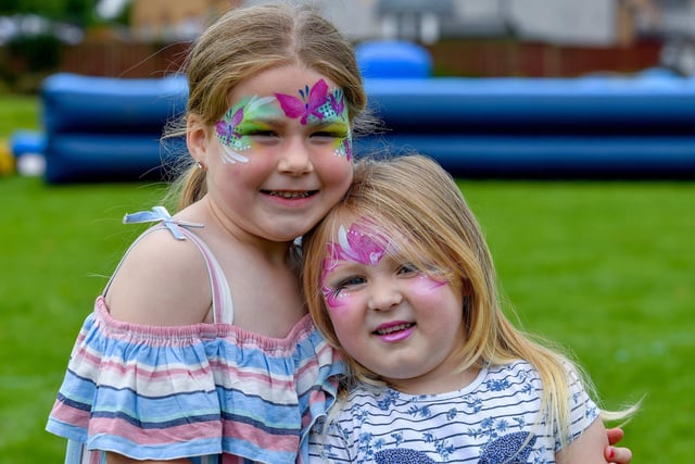 Cousins Katie Shelvock (6) and Millie Lord (4), both Carronshore, loved the face painting at the gala.