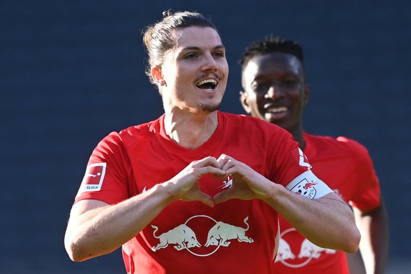 Spurs have been named favourites to sign RB Leipzig midfielder Marcel Sabitzer ahead of Man Utd, as interest in the Austria international continues to grow. He's been valued at around the £30m mark, as he heads into the final year of his contract. (SkyBet)