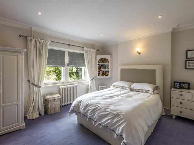 Double bedroom.