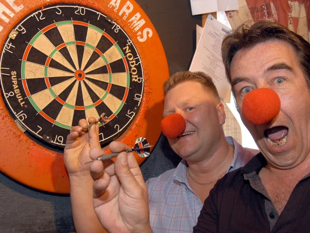 Jez Booth, left, landlord of The KIngs Arms, pictured in 2007 with Jack Black who was organising a Halve-it competition to raise money for Comic Relief